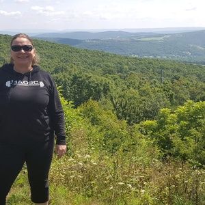 Meet your Posher, Becky